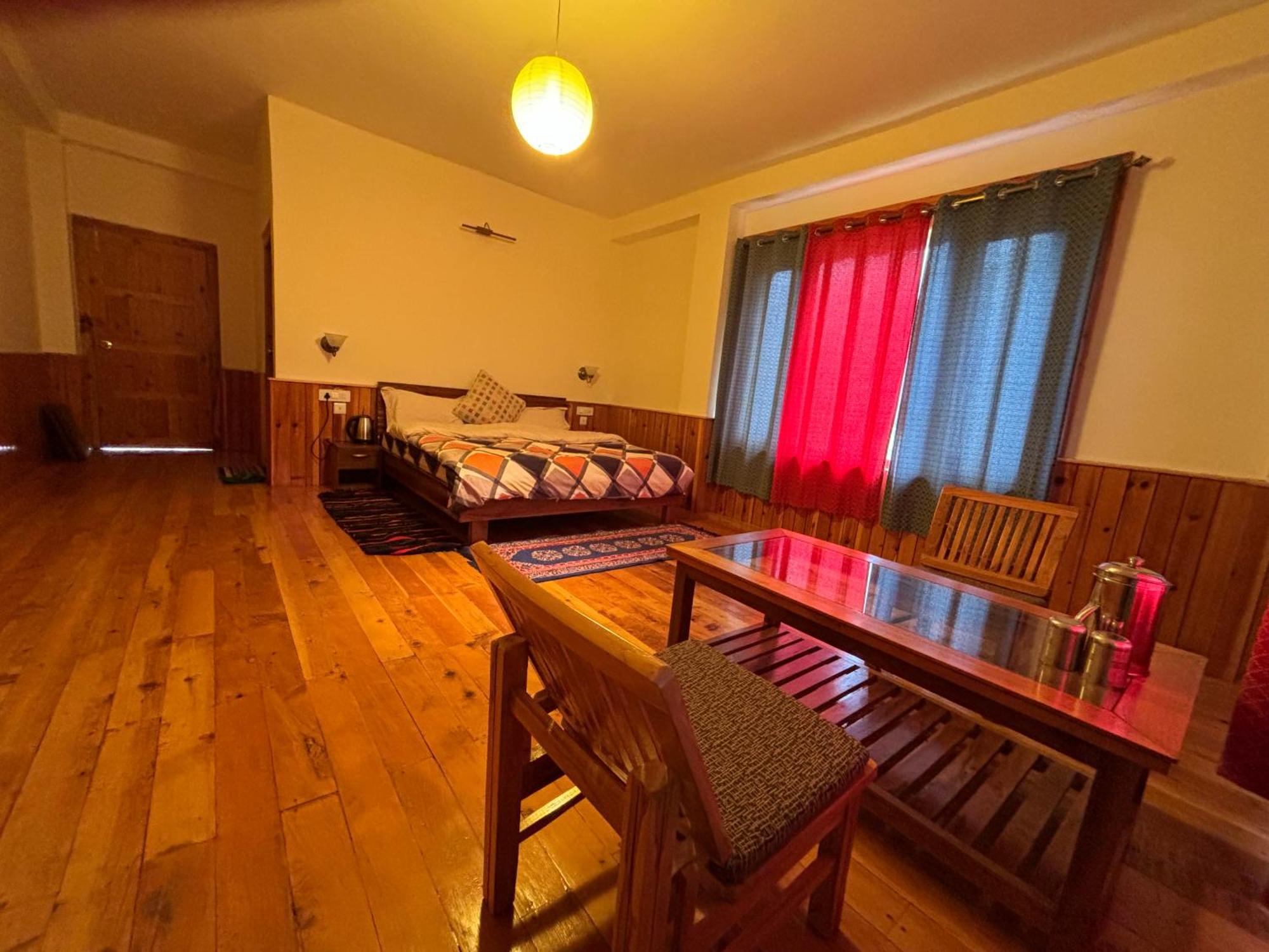 Toshim Homestay Sāngla Esterno foto